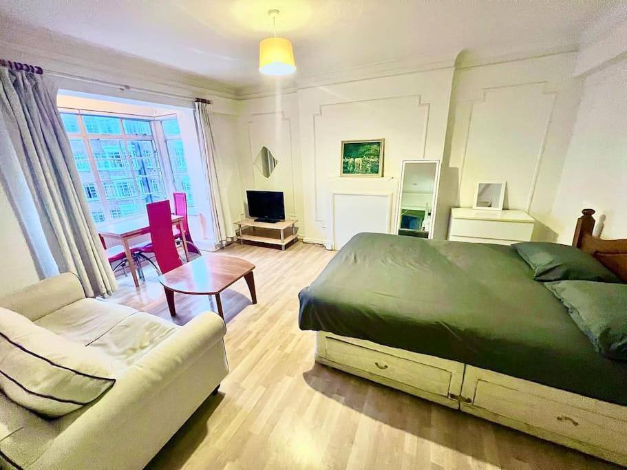 King-Sized Studio, 6Th Floor + Lift, Regent'S Park London Exterior foto
